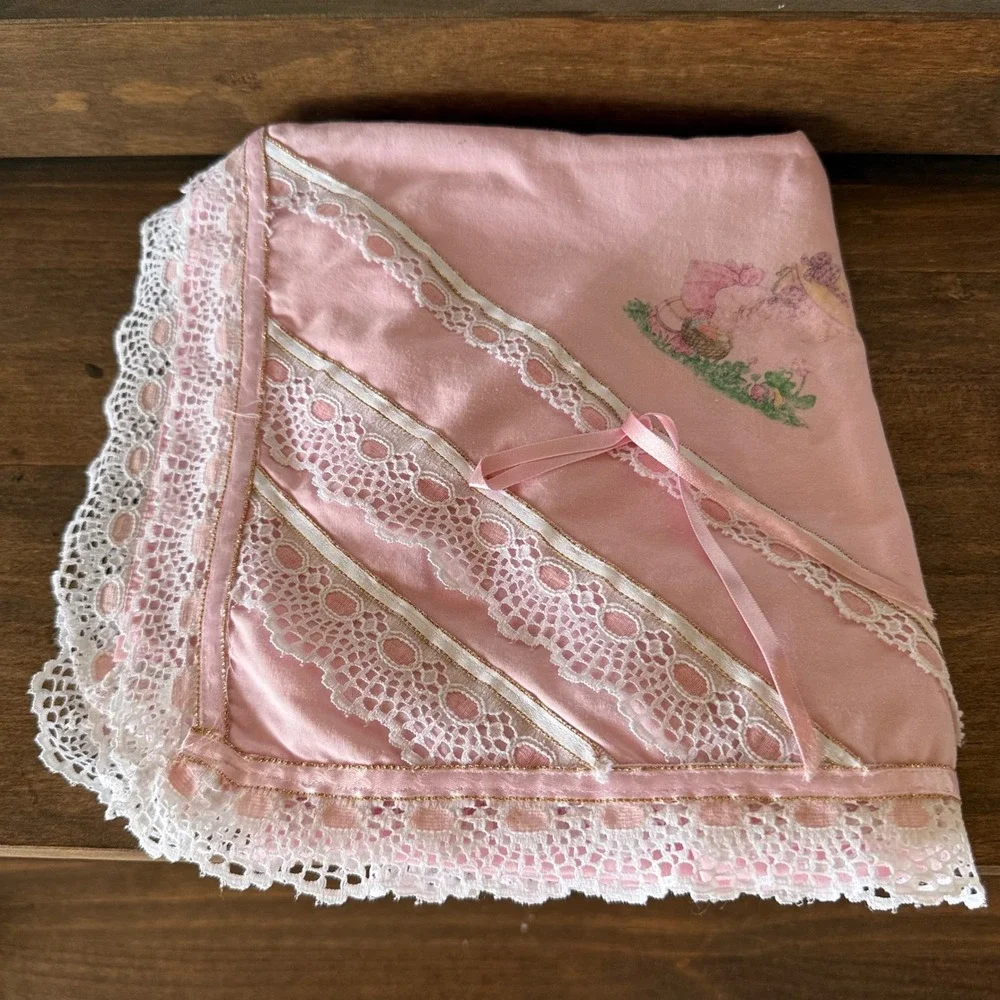 Vintage Pink Baby Blanket Lace Trim Girl Floral Bow 40x33